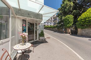 Hôtel Bon Port