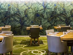 Mercure Newbury West Grange Hotel