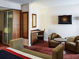 Mercure Newbury West Grange Hotel