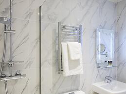 Mercure Newbury West Grange Hotel