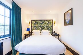 Wainstones Hotel