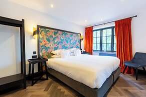 Wainstones Hotel