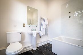 Ambleside Townhouse