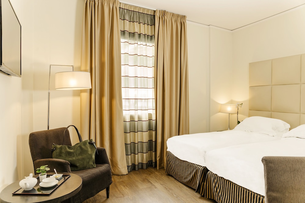 Hotel Cosmopolitan