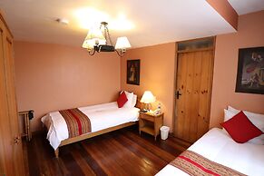 Hotel & Mirador Los Apus