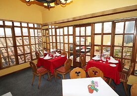Hotel & Mirador Los Apus
