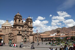 Hotel & Mirador Los Apus