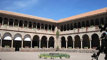 Hotel & Mirador Los Apus
