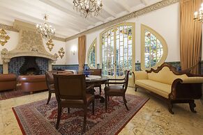 Hotel Diana