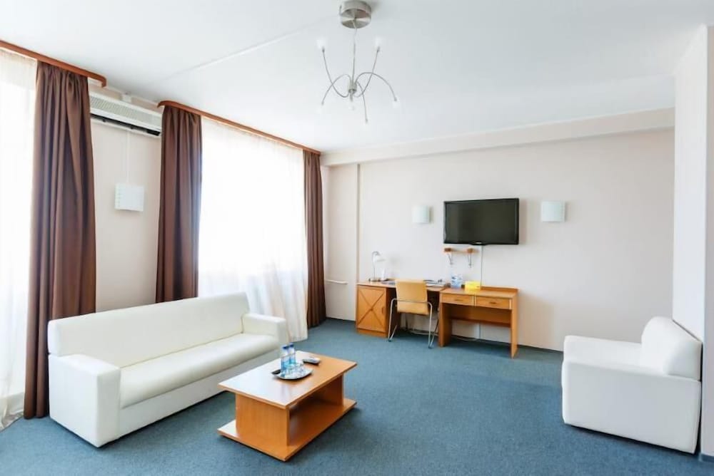 New Star Hotel