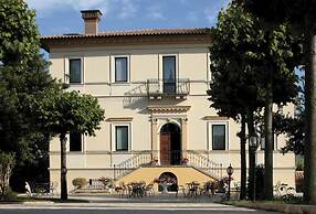 Hotel Villa Picena
