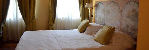 Hotel Villa Picena