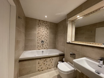 Park Farm Hotel & Leisure