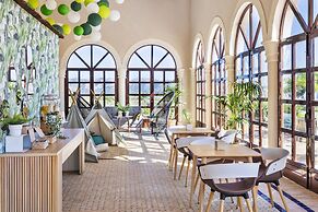 The Level at Melia Villaitana