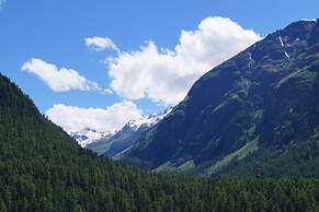 Schweizerhof Pontresina