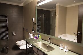 HOTEL SELENE POMEZIA