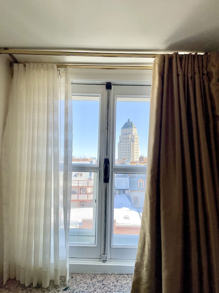 Le Manoir d'Auteuil - Par Aneyro