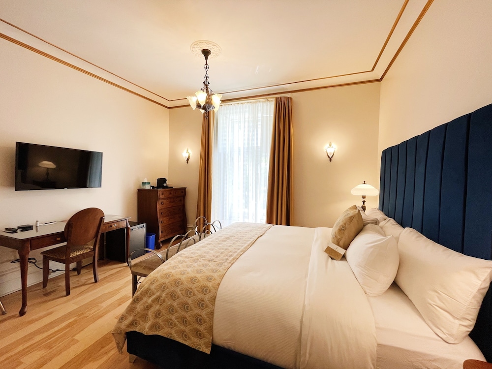 Le Manoir d'Auteuil - Par Aneyro