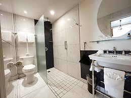 Le Manoir d'Auteuil - Par Aneyro