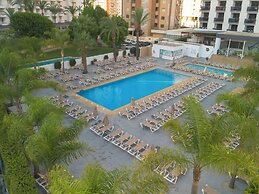 Flash Hotel – Adults recommended