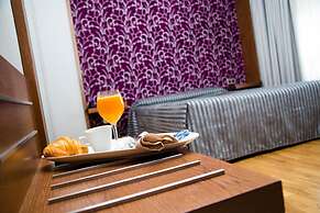 Los Braseros Hotel
