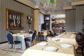 Los Braseros Hotel