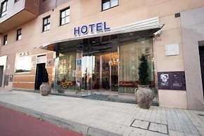 Los Braseros Hotel