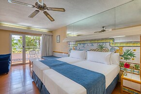 Playavera Hotel - Naturist Friendly