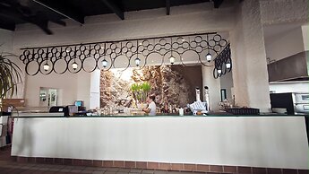 Mirador del Cabo Hotel Adults Recommended