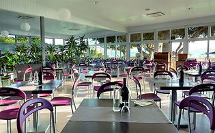 Hotel Izán Cavanna