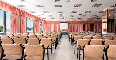 Hotel Izán Cavanna