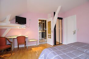 Aux Maisons (Relais du Silence)