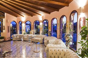 Hotel Eros