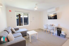 Botanic City Apartments