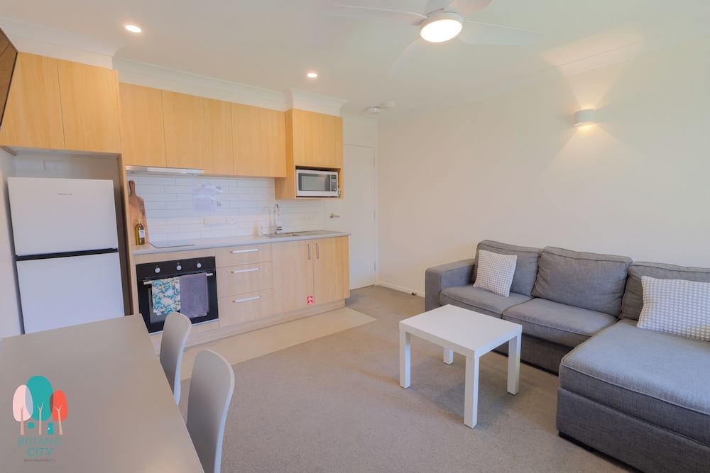 Botanic City Apartments