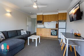 Botanic City Apartments