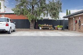 Botanic City Apartments