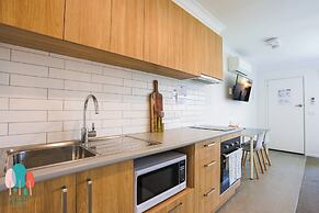 Botanic City Apartments