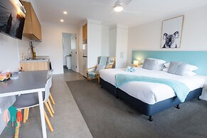 Botanic City Apartments
