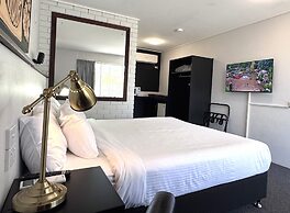 Matador Motor Inn