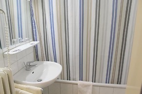 Hotel Acon