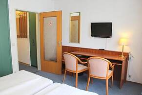 Hotel Acon