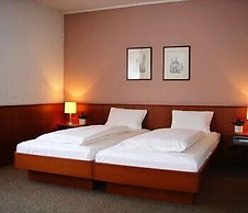 Hotel Acon