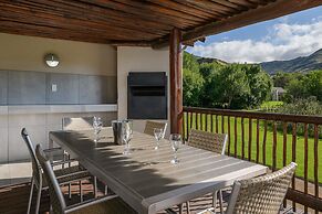 Kiara Lodge