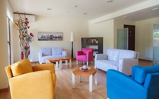 Hotel Lombiña
