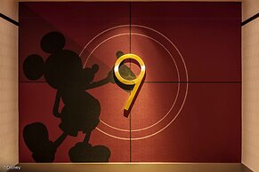 Disney's Hollywood Hotel