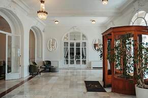 Hôtel Vacances Bleues Le Royal