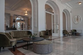 Hôtel Vacances Bleues Le Royal
