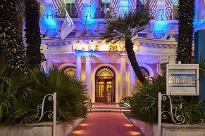 Hôtel Vacances Bleues Le Royal