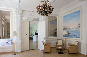 Résidence de Tourisme Vacances Bleues Villa Régina